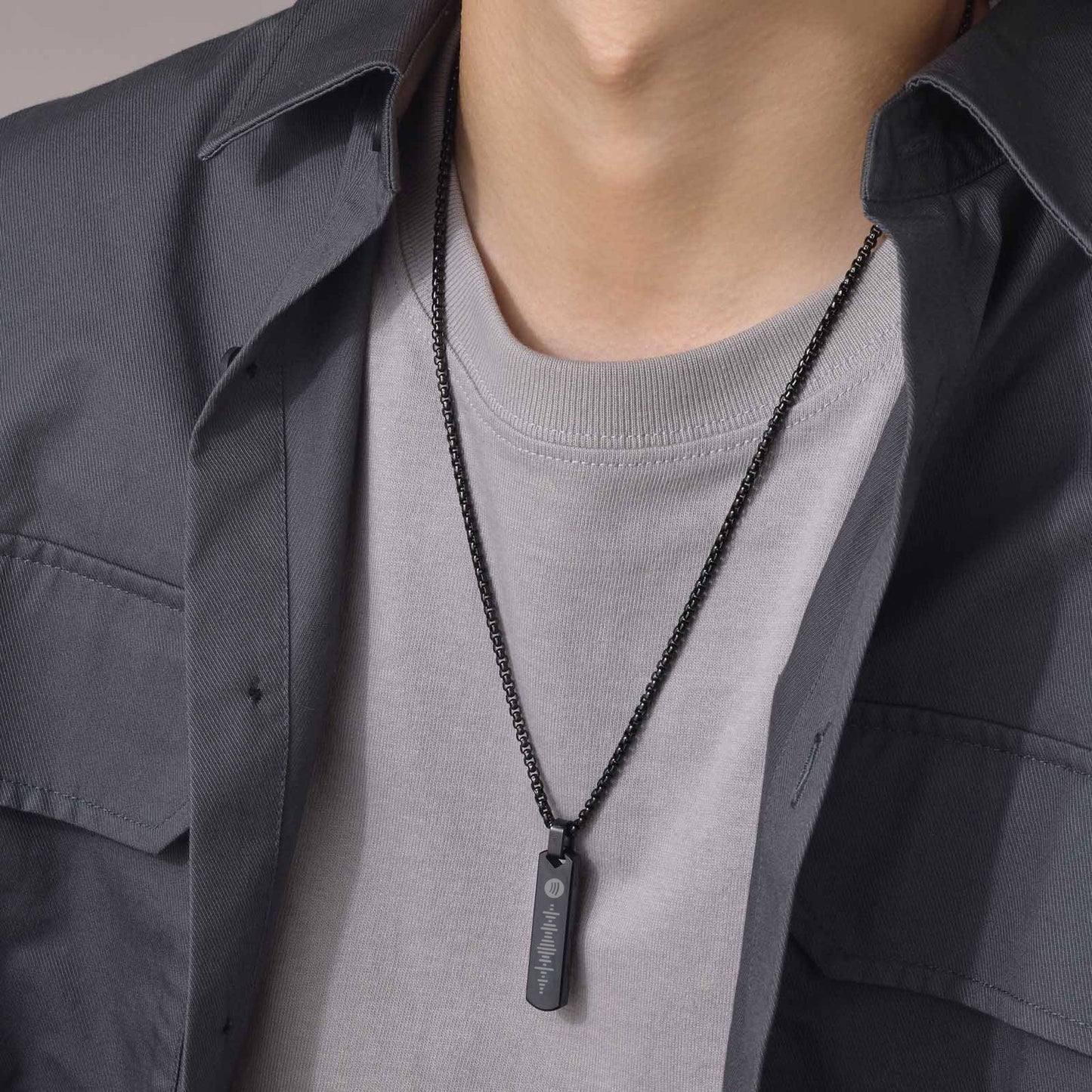 Collana con ciondolo inciso con codice a barre Spotify