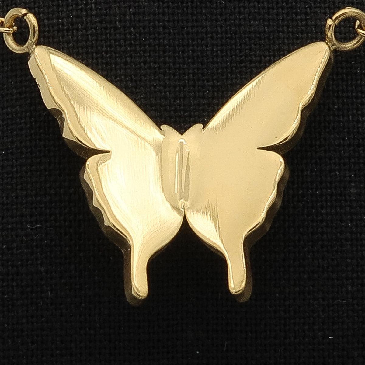 Halskette "Butterfly" mit Schmetterlingsanhänger mit Gravur auf Flügel