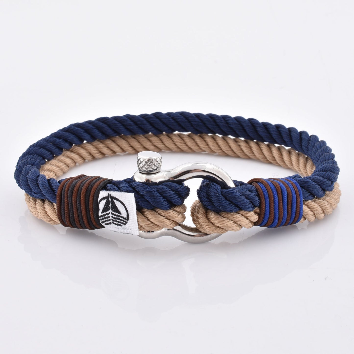 Nautisches Armband aus Segeltau mit coolem Verschluss