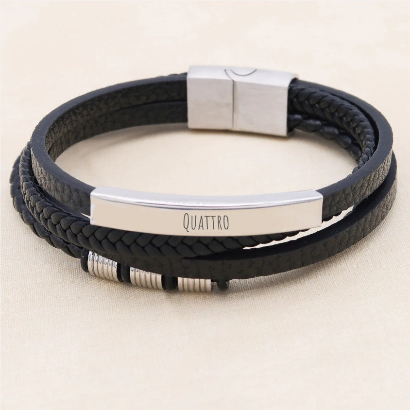 Bracciale in pelle da uomo "Quattro" - quattro cinturini in pelle, incisione gratuita